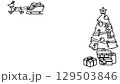 サンタクロースとクリスマスツリーの手描き風白黒フレーム　黒線画【サンタ左上・ツリー右】 129503846