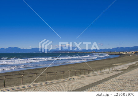 【藤沢市】鵠沼海岸の風景 129505970