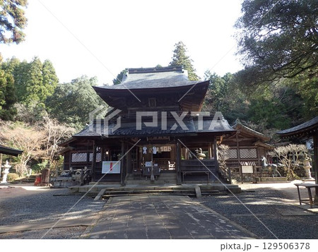 南北朝時代に大内弘世が京都の北野天満宮から菅原道真の分霊を勧請した山口県山口市にある古熊神社 南北朝時代に大内弘世が京都の北野天満宮から菅原道真の分霊を勧請した山口県山口市にある古熊神社 129506378