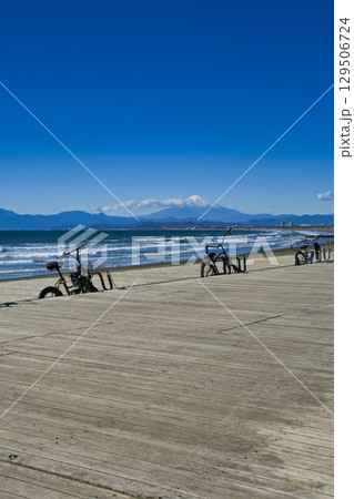 【藤沢市】鵠沼海岸の風景 【藤沢市】鵠沼海岸の風景 129506724