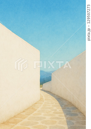 白壁の路地と青空が広がる南欧風の風景 129507273