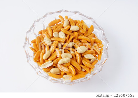 柿の種 おつまみ 柿の種 おつまみ 129507555