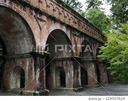 夏の南禅寺・水路閣 129507624