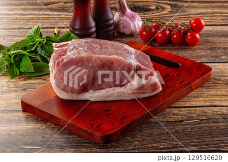Raw pork meat fillet piece Raw pork meat fillet piece 129516620