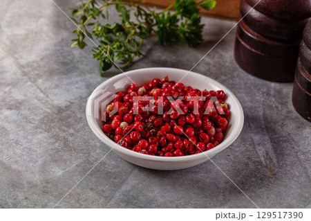 Dry pink pepper corn spice 129517390