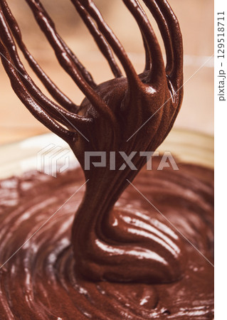 a bowl of chocolate dough, a whisk for whipping, baking, structure and consistency, homemade, top view, no people, a bowl of chocolate dough, a whisk for whipping, baking, structure and consistency, homemade, top view, no people, 129518711