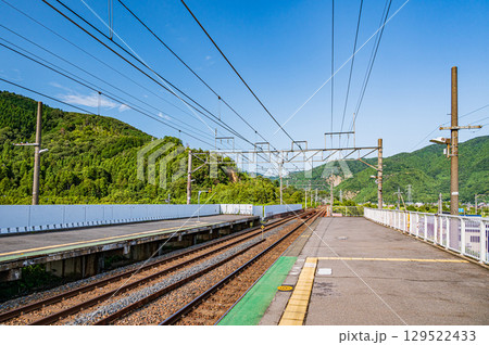 湖西線マキノ駅構内風景 滋賀県高島市マキノ町 湖西線マキノ駅構内風景 滋賀県高島市マキノ町 129522433