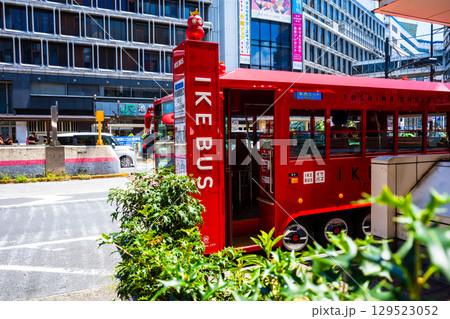 東京 池袋駅西口の風景 2025.07　a-2 高彩度コントラスト 129523052