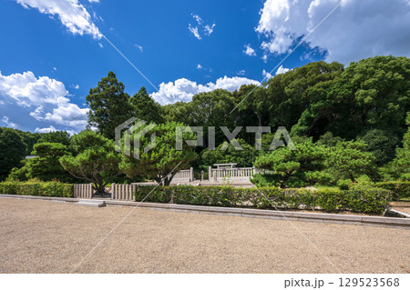 懿徳天皇 畝傍山南繊沙渓上陵(奈良県橿原市) 懿徳天皇 畝傍山南繊沙渓上陵(奈良県橿原市) 129523568
