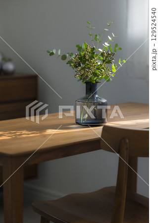花瓶に入った花 花瓶に入った花 129524540