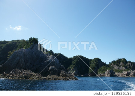 鳥取　四季の散歩　夏　松島　遊覧船 129526155