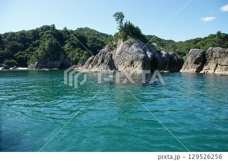 鳥取　四季の散歩　夏　松島　遊覧船 129526256