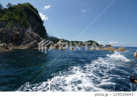 鳥取　四季の散歩　夏　松島　遊覧船 129526843