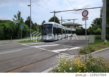 グラーツ郊外の路面電車 129527004