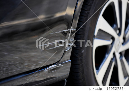 車の擦り傷 板金イメージ 車の擦り傷 板金イメージ 129527854