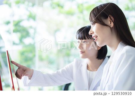 大学生 白衣 大学生 白衣 129530910