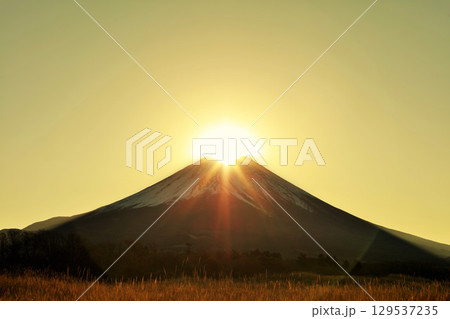 ダイヤモンド富士 129537235