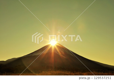 ダイヤモンド富士 129537251