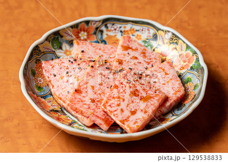 おいしい黒毛和牛の焼肉 おいしい黒毛和牛の焼肉 129538833