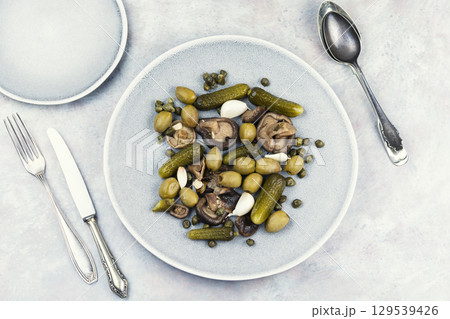 Set of salty snacks, food photography. 129539426