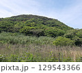 山の中にある島 129543366