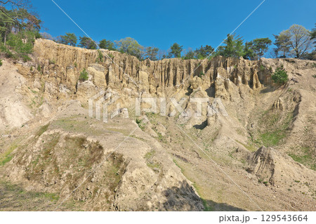 【阿波の土柱】 徳島県阿波市阿波町北山 【阿波の土柱】 徳島県阿波市阿波町北山 129543664