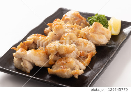 手羽トロ(鶏肩肉)塩焼き 手羽トロ(鶏肩肉)塩焼き 129545779