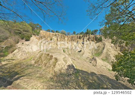 【阿波の土柱】 徳島県阿波市阿波町北山 【阿波の土柱】 徳島県阿波市阿波町北山 129546502