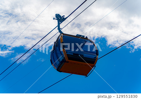 The cable car cabin. 129551830
