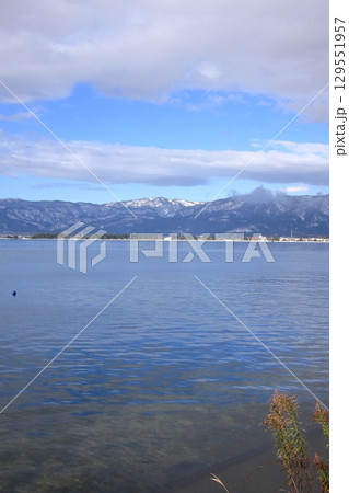 滋賀県琵琶湖 湖北の名所海津大崎と大崎寺 阿彌陀堂 滋賀県琵琶湖 湖北の名所海津大崎と大崎寺 阿彌陀堂 129551957