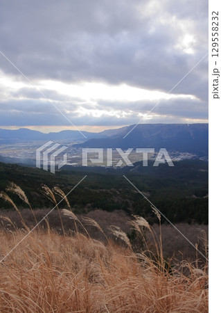 熊本県阿蘇　大観峰 129558232