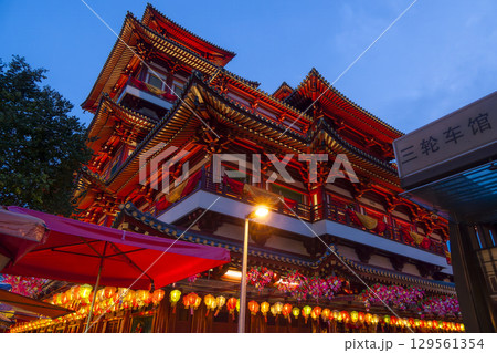 シンガポール・仏牙寺 / Buddha Tooth Relic Temple, Singapore シンガポール・仏牙寺 / Buddha Tooth Relic Temple, Singapore 129561354