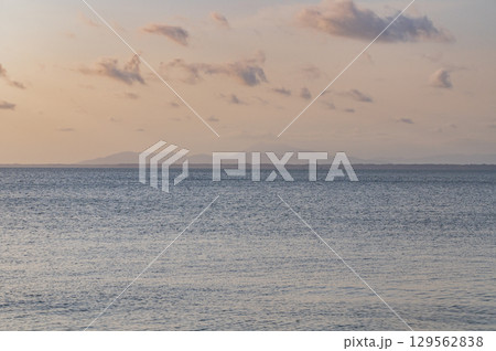 茨城 夕暮れの霞ヶ浦 茨城 夕暮れの霞ヶ浦 129562838