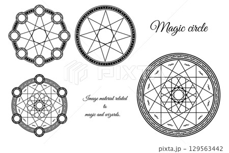 魔法陣のイラストセット。魔術、魔法使いのイメージ素材。 129563442