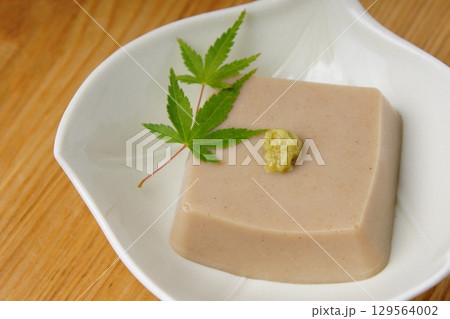 胡麻豆腐 129564002