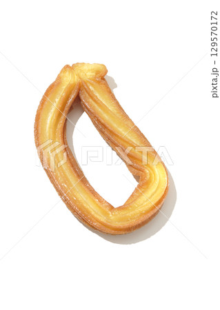 チュロスを白背景で撮影 129570172