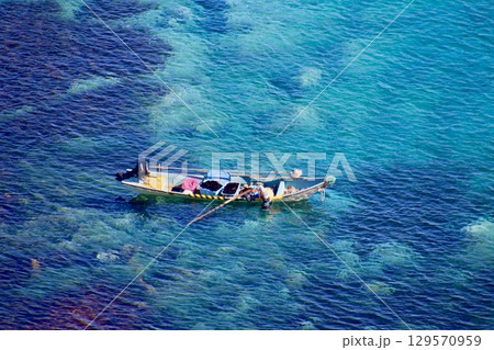 島武意海岸・ウニ漁・積丹岬(北海道・積丹町) 島武意海岸・ウニ漁・積丹岬(北海道・積丹町) 129570959