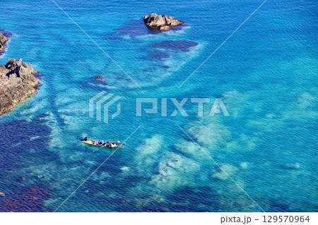 島武意海岸・ウニ漁・積丹岬（北海道・積丹町） 129570964