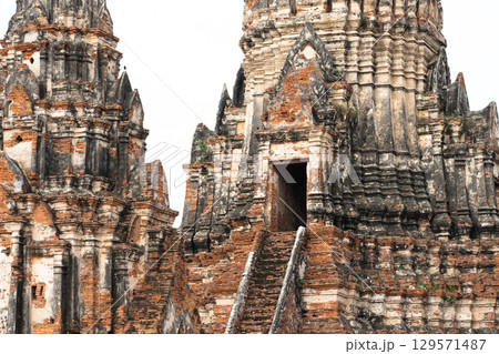 Wat Chaiwatthanaram temple, Ayutthaya historical park, Ayutthaya, Thailand Ancient temple ruins with intricate architecture Wat Chaiwatthanaram temple, Ayutthaya historical park, Ayutthaya, Thailand Ancient temple ruins with intricate architecture 129571487