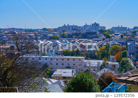 秋の神奈川県川崎市麻生区の眺望(千代ケ丘,百合丘,高石など) 129572356