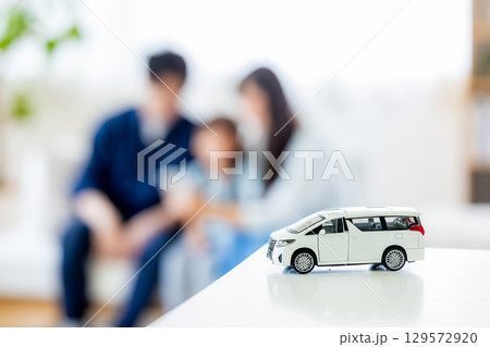 ファミリーカー イメージ ファミリーカー イメージ 129572920