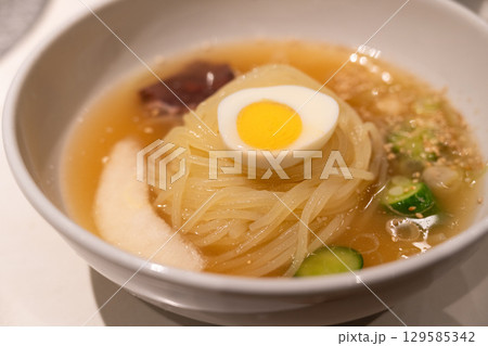 冷麺 ひやむぎ 冷やし素麺 129585342