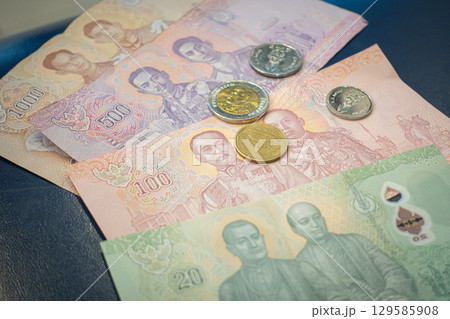 タイのお金バーツ タイのお金バーツ 129585908