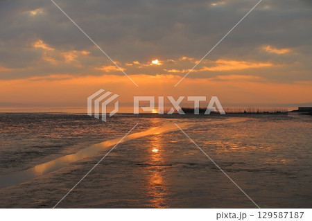 荒尾市　海岸　夕暮れ、 129587187