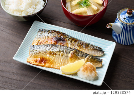 鯖の塩焼き 129588574