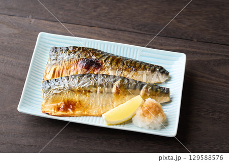 鯖の塩焼き 鯖の塩焼き 129588576