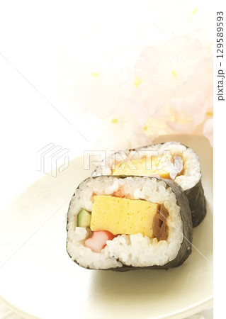 太巻き寿司 129589593