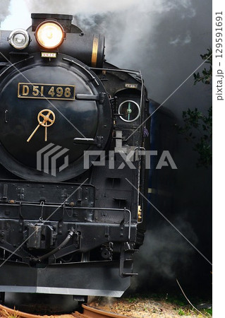 外房線を走行するSL列車 外房線を走行するSL列車 129591691