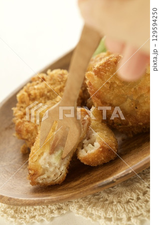 ひと口カツ 129594250