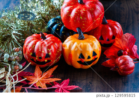ハロウィンのかぼちゃイメージ 129595815